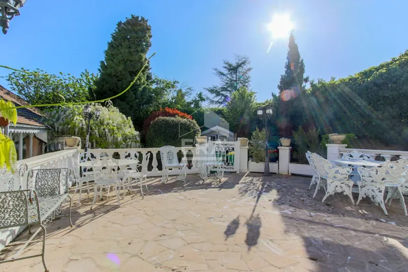 Maison de maître 10 pièce(s) Rare ,Maule centre (Viager occupé) - Photo 3