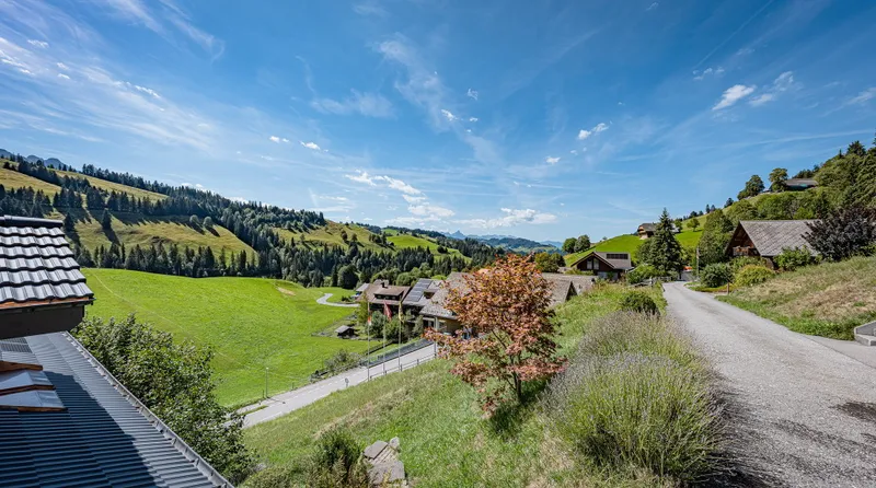 ATTRACTIVE BUILDING LOT IN THE HEART OF THE BERNESE ALPS - Photo 5