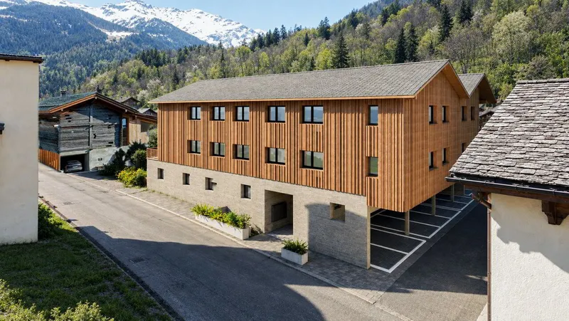Nine apartments, the space of a house, the heart of a village - Photo 3