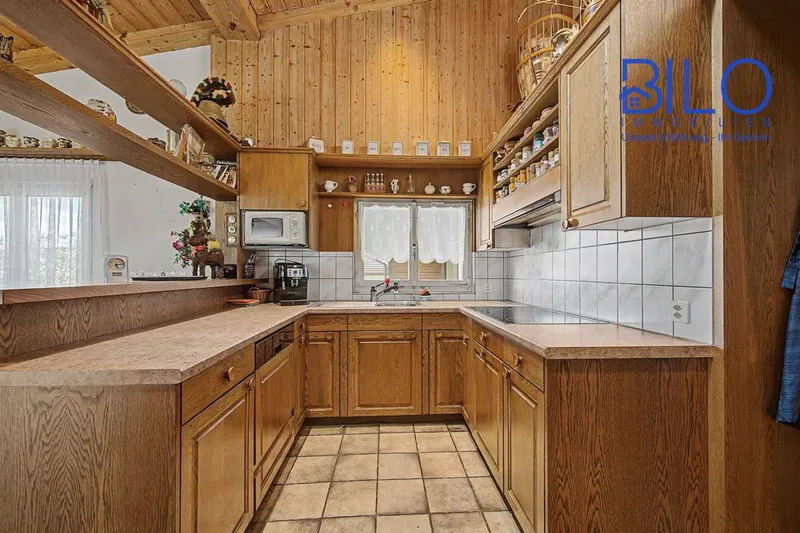 Charaktervolles Einfamilienhaus mit Einliegerwohnung auf einmaligem 1'670 m² Grundstück - Photo 3