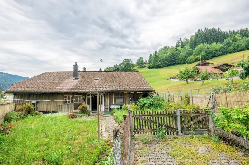 Gemütliche Haushälfte mit Garten und Potential - Photo 4