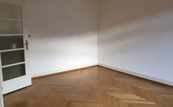 Charmante 2-Zimmer-Altbauwohnung in zentraler Lage - Photo 4