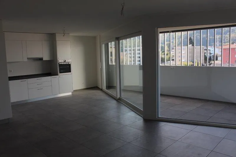 4,5 Zimmerwohnung in zentraler und ruhiger Lage 4,5-Zimmerwohnung in ruhiger Lage - Photo 4