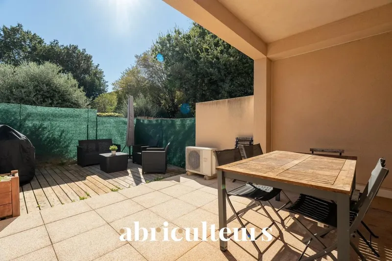 Appartement T3 en rez-de-jardin à Gardanne – Terrasse et parking privatif - Photo 2