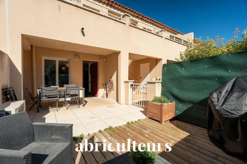 Appartement à vendre, 3 pièces, 64 m², Gardanne
