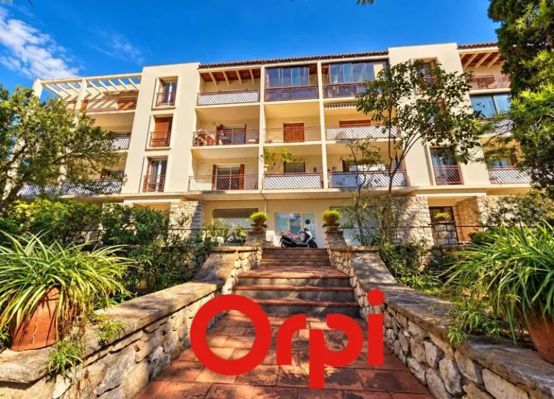 Appartement à vendre, 3 pièces, 68 m², Bandol