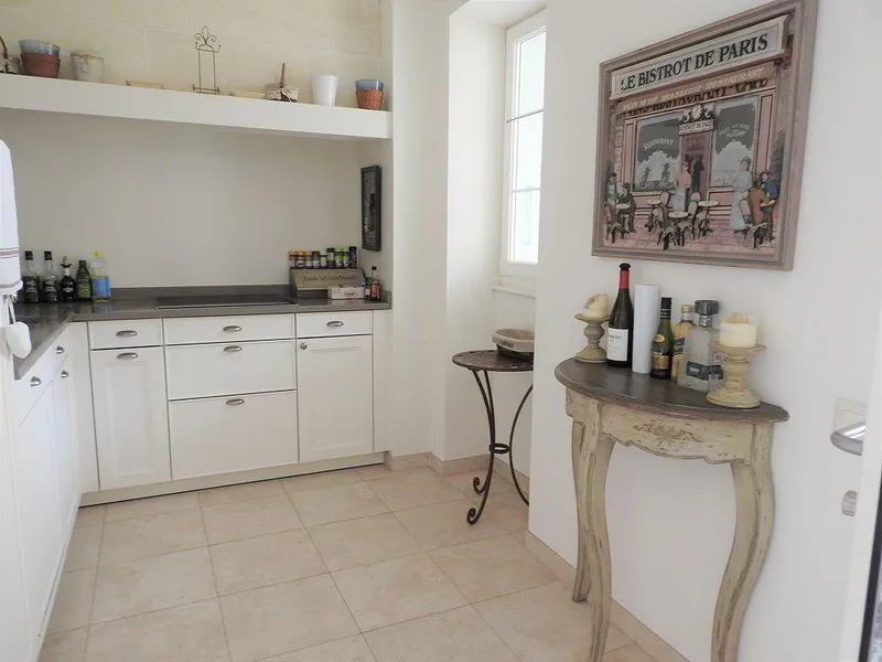Magnifique appartement meublé de 2,5 pièces avec terrasse face au lac - Photo 5