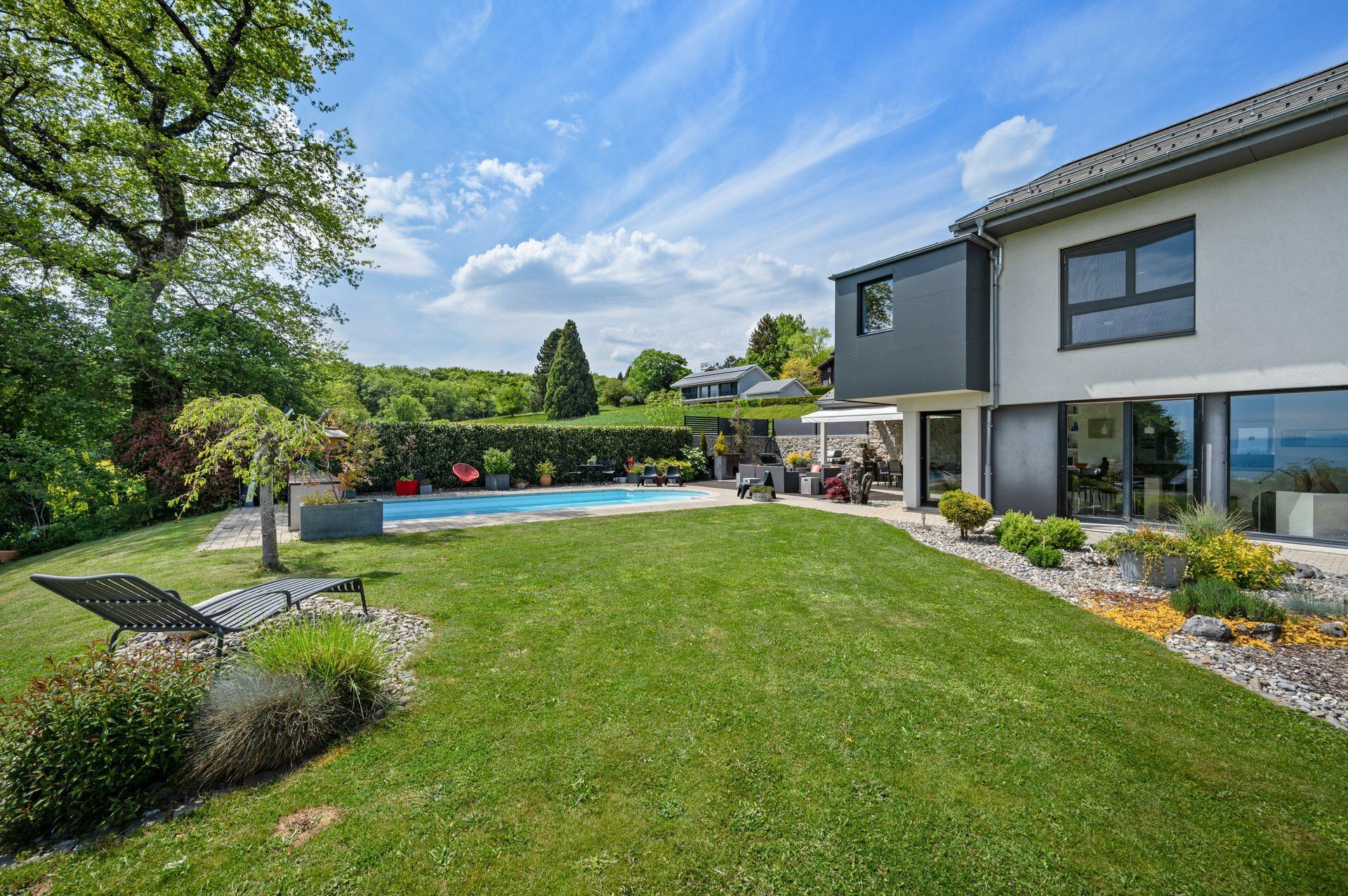 Magnifique villa moderne avec vue sur le lac et les Alpes