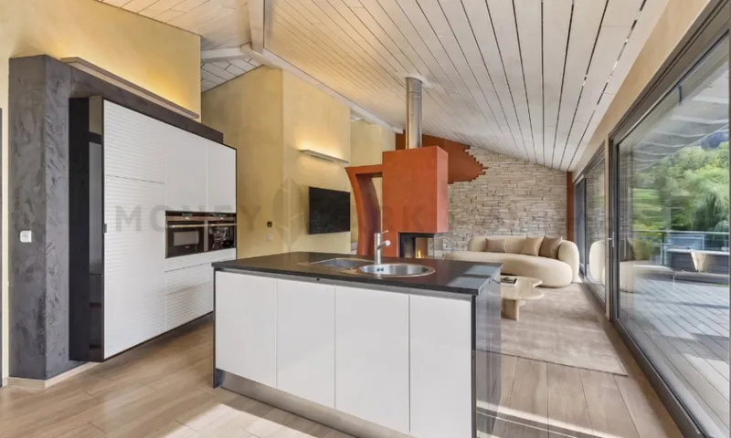 Une superbe villa de type méditerranéen, deux lieux d'habitation - Photo 2