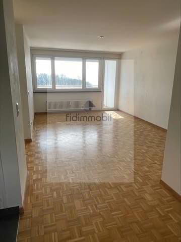 3.5 room apartment close to all amenities