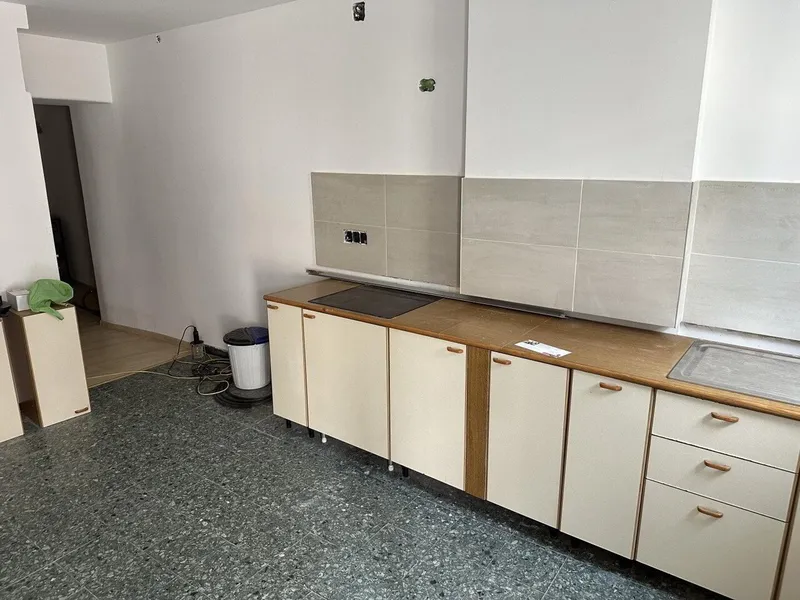 3 1/2-Zimmer-Dorfhaus mit kleinem Sitzplatz an sehr ruhiger, sonniger Aussichtslage / 3 1/2-Zimmer-Dorfhaus mit kleinem Sitzplatz an sehr ruhiger, sonniger Aussichtslage - Photo 3