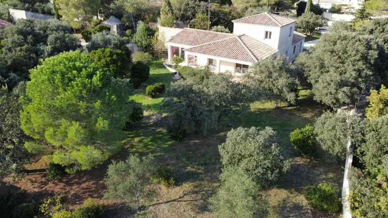Maison à vendre, 5 pièces, 140 m², Nimes