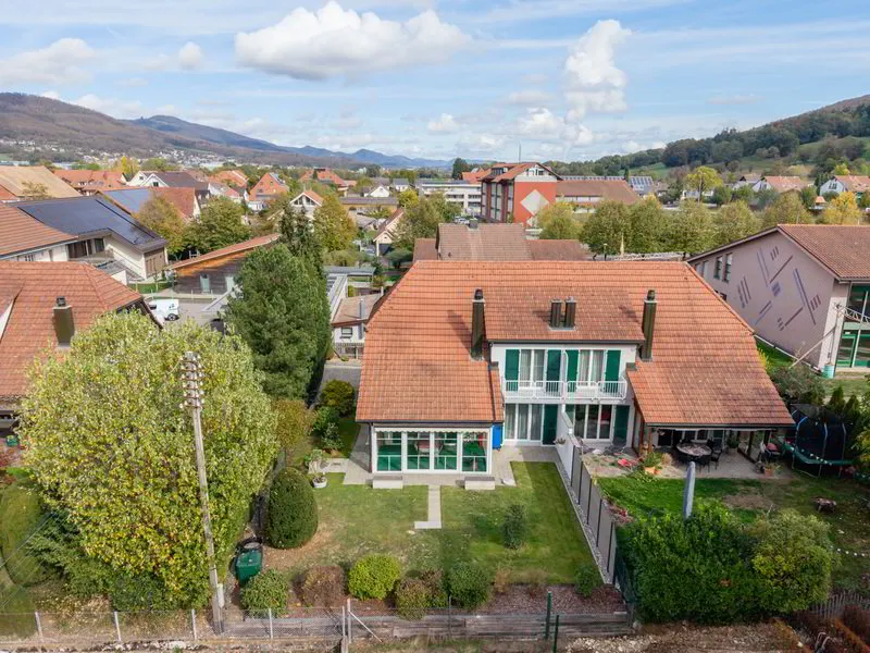 Gepflegtes Zuhause mit Wintergarten, Balkon und Cheminée - Photo 2
