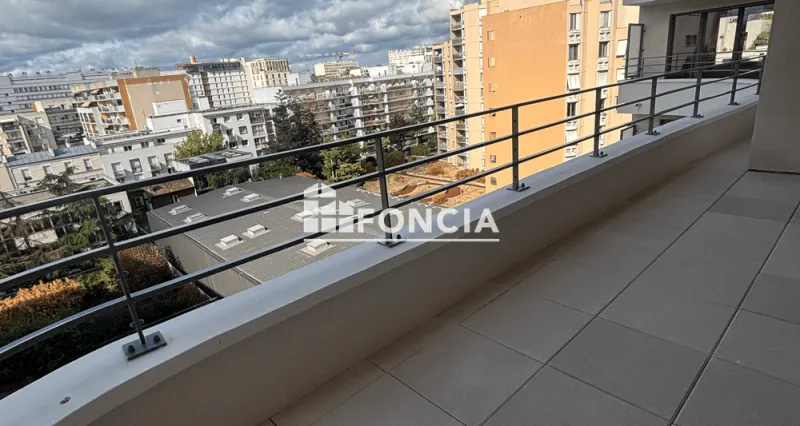 Location Appartement 4 pièces 89.5 m² - Clichy 92110 - Photo 4