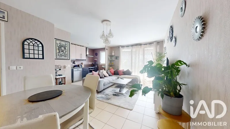 Vente Appartement 3 pièces - Photo 2