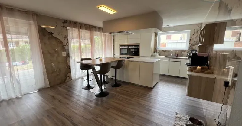 Maison contemporaine en lisière de forêt à Bonfol - Photo 5