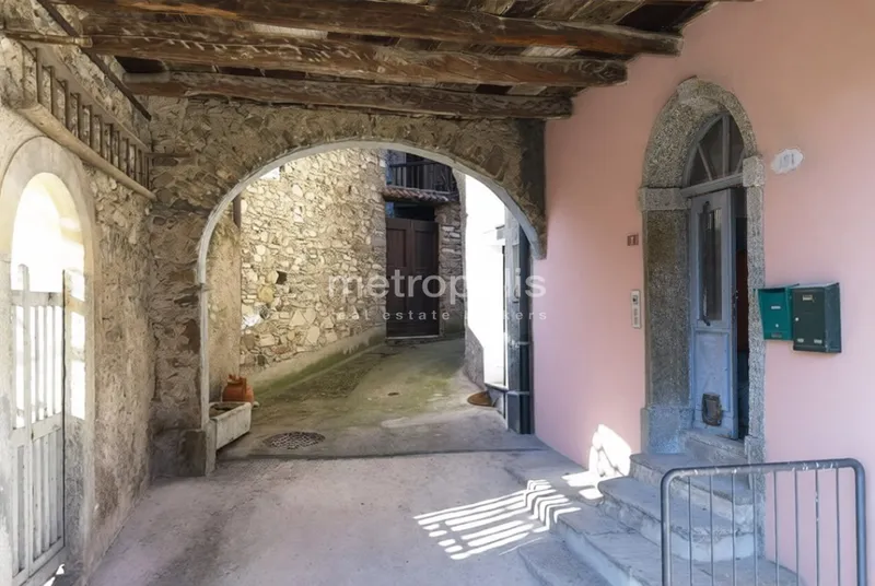 Appartement à vendre, 3.5 pièces, 72 m², Arogno