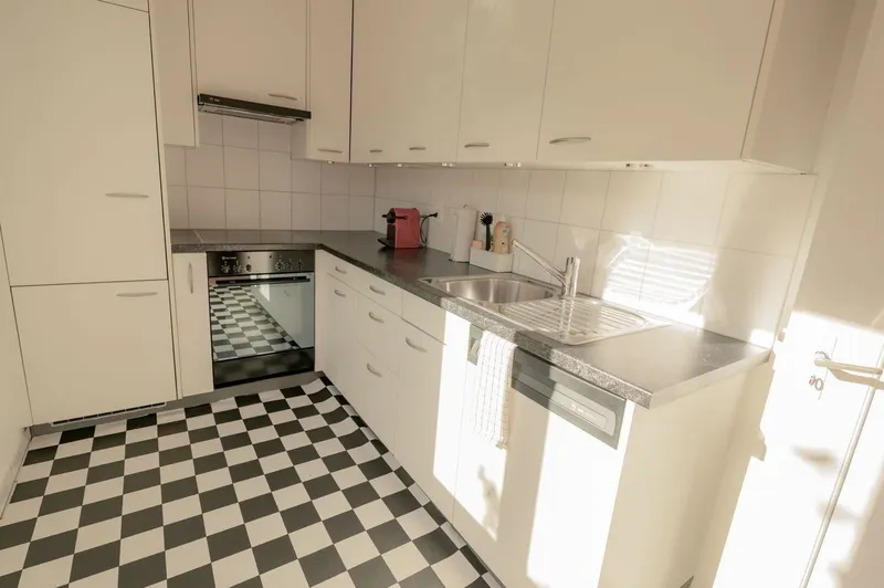2 ZI-WOHNUNG IN LIEBEFELD (BE), MÖBLIERT, TEMPORÄR - Photo 3