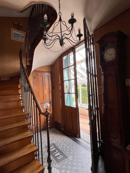 MAUREPAS VILLAGE — MAISON BETHANY, DEMEURE DE CARACTÈRE DE 1897 - Photo 2