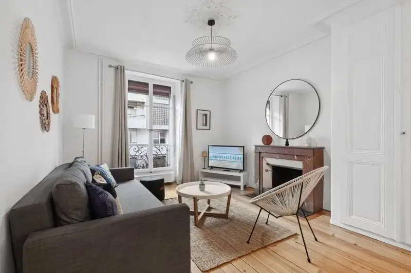 Appartement à louer, 2.5 pièces, 70 m², Geneva