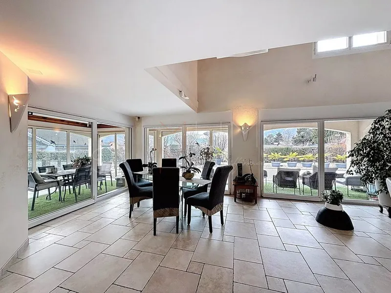 Ardon villa avec piscine sur 1'500 m² - Photo 5