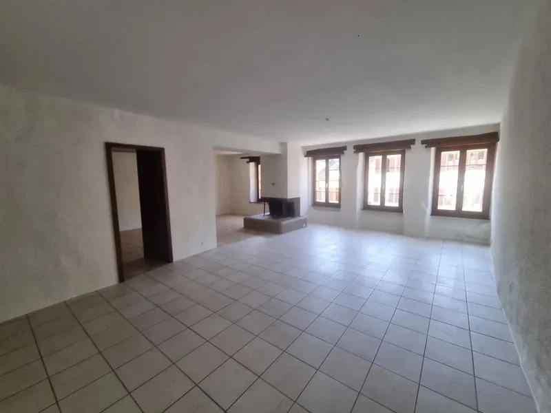 Appartement à louer, 3.5 pièces, 119 m², Boudry
