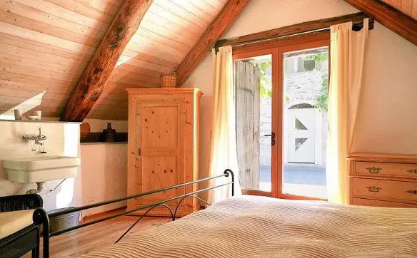 wunderschönes 3 1/2-Zimmer-Rustico mit Granitsteinsitzplatz im Dorf... - Photo 4