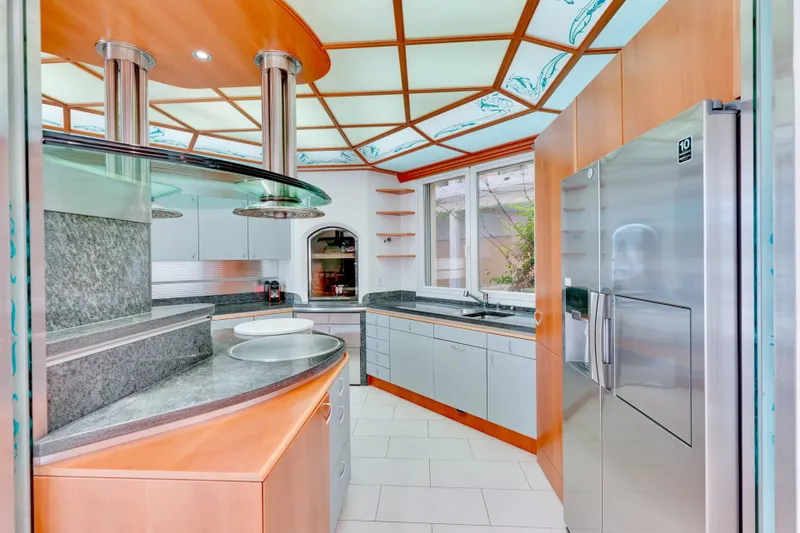 Grosszügige Terrassenwohnung mit mediterranem Flair in Muralto - Photo 5