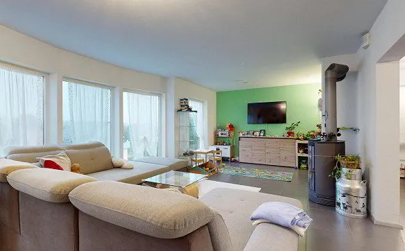 Grosszügiges 4.5-Zimmer Einfamilienhaus mit Wintergarten - Photo 3