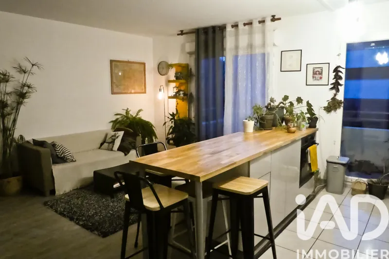 Vente Appartement 2 pièces - Photo 2