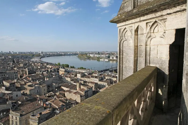 Appartement à louer, 3 pièces, 60 m², Bordeaux