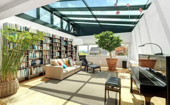 Wohntraum im Bauhausstil mit weitläufigem Garten und Pool - Photo 3