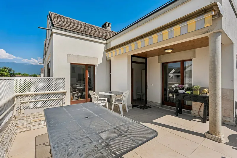En exclusivité ! Duplex de charme en campagne genevoise - Photo 3