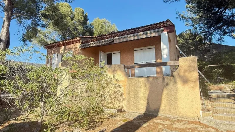 Maison 4 pièces à vendre à CEYRESTE - Photo 2