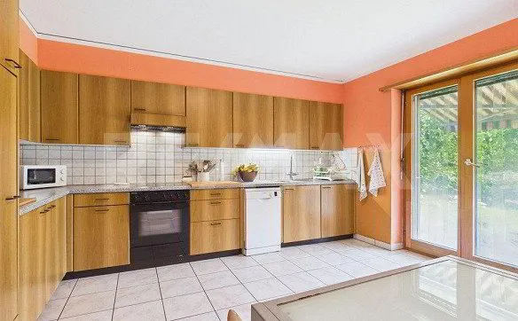 Coldrerio: una casa con spazio per tutta la famiglia - Photo 2