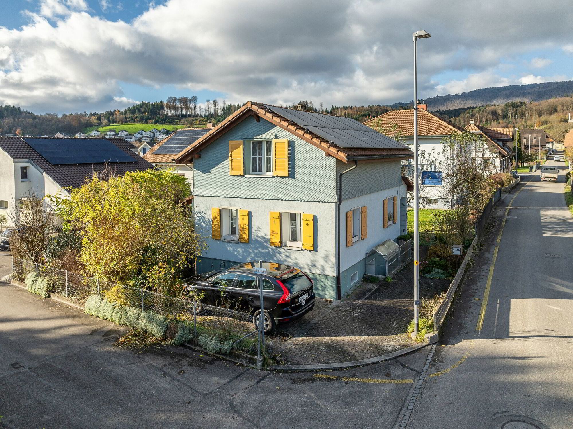 Charmantes 3.5 Zi.-Einfamilienhaus an ruhiger Lage