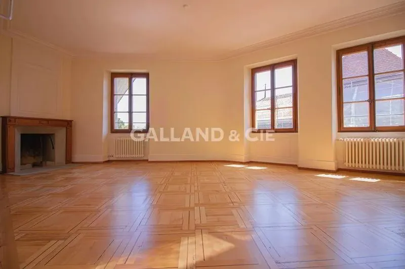 Très bel appartement spacieux et plein de charme de 3,5 pièces - Photo 3