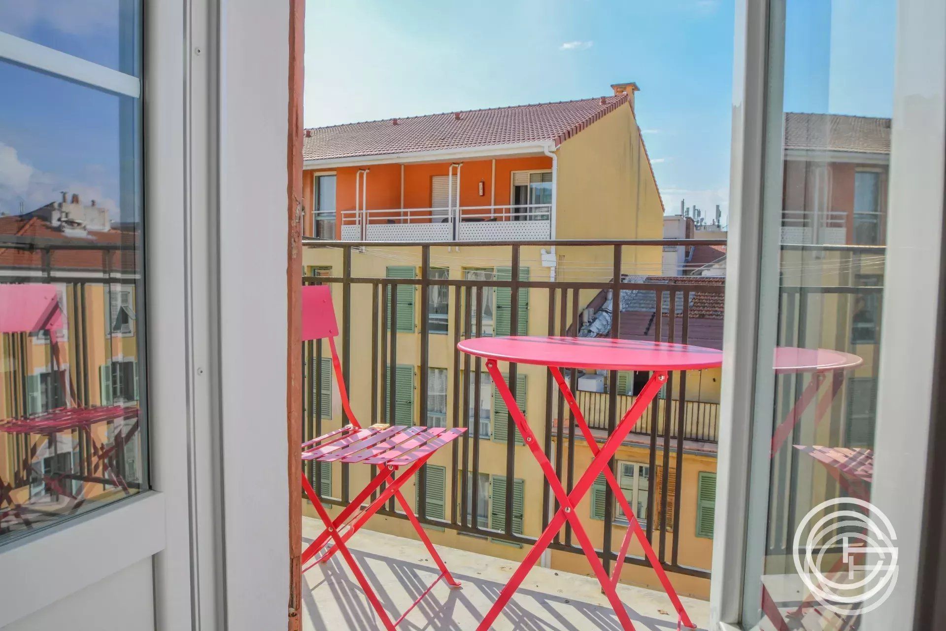 APPARTEMENT 3 PIECES MEUBLE - 9 GUISOL - PORT DE NICE