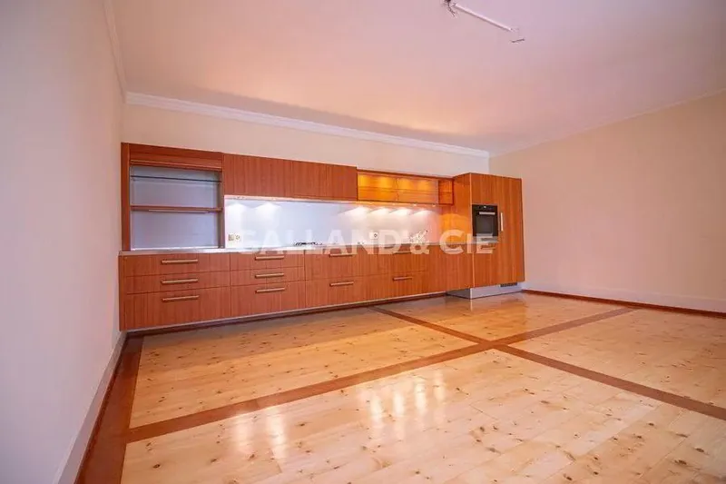 Très bel appartement spacieux et plein de charme de 3,5 pièces - Photo 4