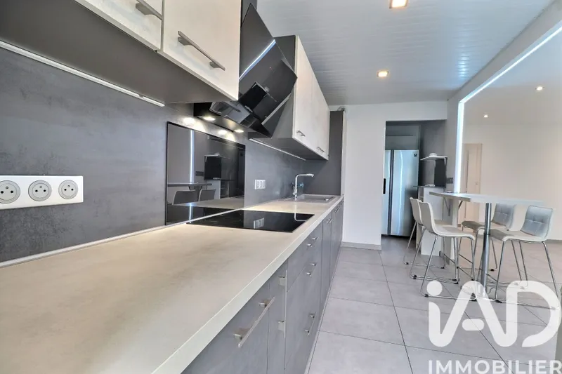 Vente Appartement 5 pièces - Photo 3