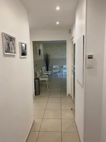 Appartement - 4 pièces - 75 m² - Photo 4