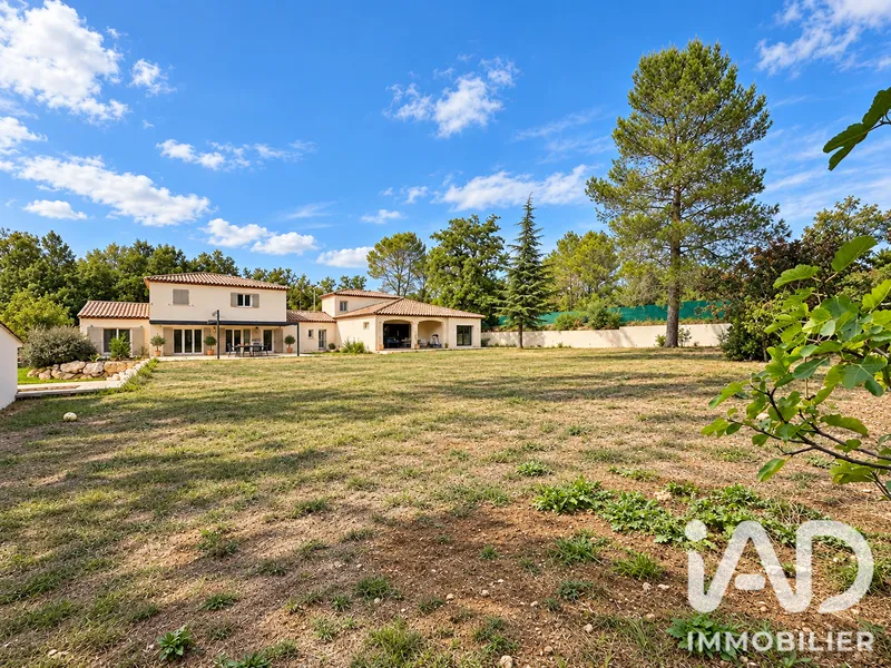 Vente Maison/villa 11 pièces - Photo 2