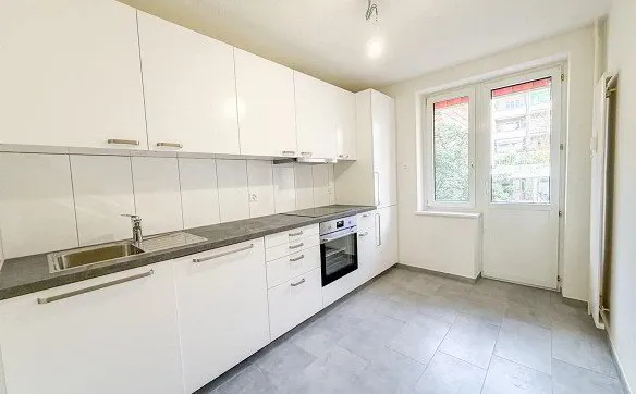 3-Zimmerwohnung mit Balkon ins Grüne in Basel mieten - Photo 2
