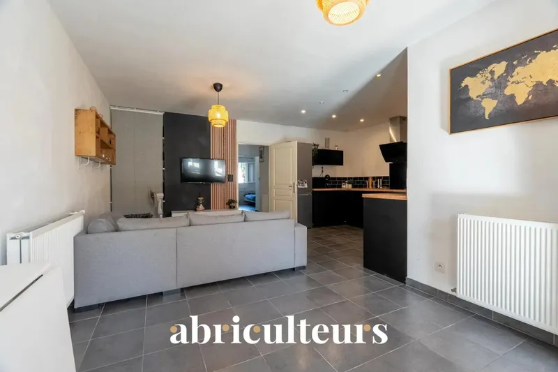 Appartement T3 en rez-de-jardin à Gardanne – Terrasse et parking privatif - Photo 4