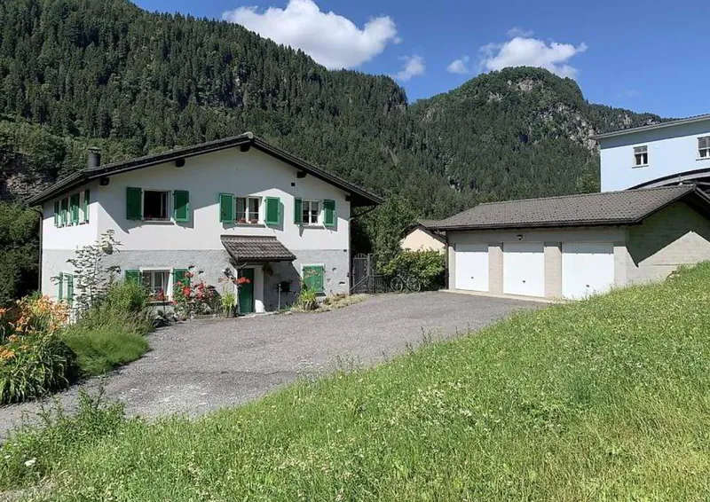 4 1/2-Zi-Wohnung im EG in 2 Familienhaus / 4 1/2-Zimmer-Wohnung im Erdgeschoss in Zweifamilienhaus - Photo 2